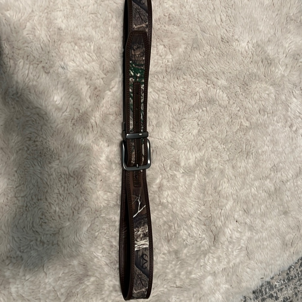 Realtree reversible belt great condition